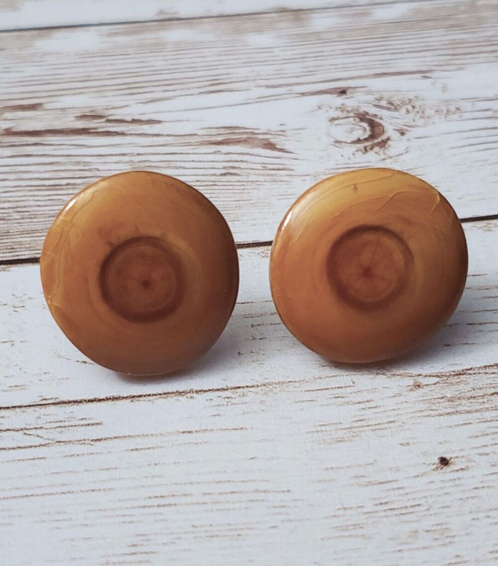 Vintage Screw On Earrings - Tan Circle 7/8"